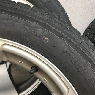 フォレスター　アルミホイール付　スタッドレスタイヤ　4本