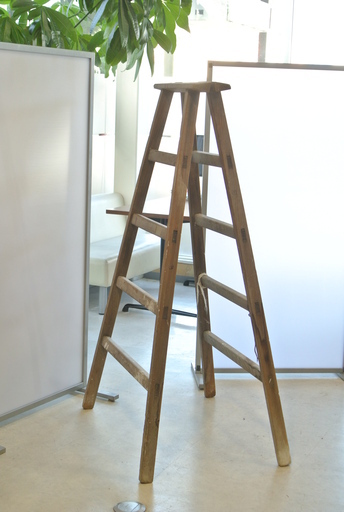 アンティーク木製脚立 梯子 はしご ラダー 踏み台 レトロ インテリア 古民家 Ken 三条のインテリア雑貨 小物 置物 オブジェ の中古あげます 譲ります ジモティーで不用品の処分