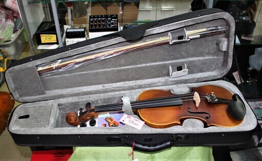 新品　バイオリン