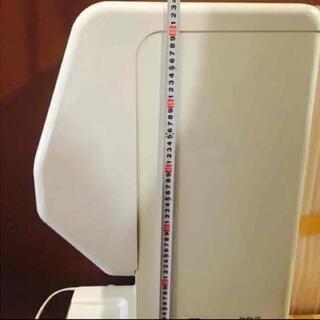 ソフトクリームメーカー