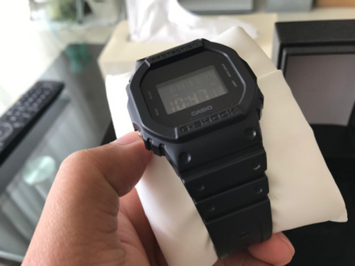 ほぼ新品　G-SHOCK DW-5600BB