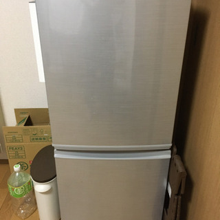 SHARP 冷蔵庫　2015年製