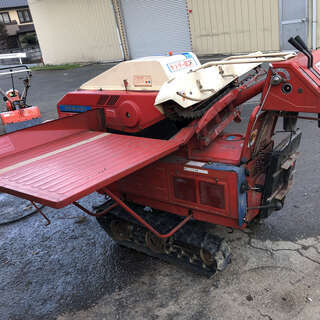 今年の収穫まで使ってた動作品 ヤンマー 自走自脱 ハーベスタ 脱穀機
