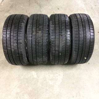 ◆さらに値下げ  ◆スタッドレスタイヤ  ブリジストン  VRX2  215/50R17  4本セット  ◆8.5分山  ◆2017年製