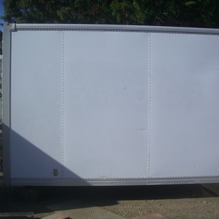 ♪千AA57♪物置♪コンテナ♪内寸高さ210cm以上♪鍵付♪アルミ箱♪