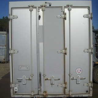 ♪千AA60♪物置♪コンテナ♪手頃♪鍵付♪アルミ箱♪