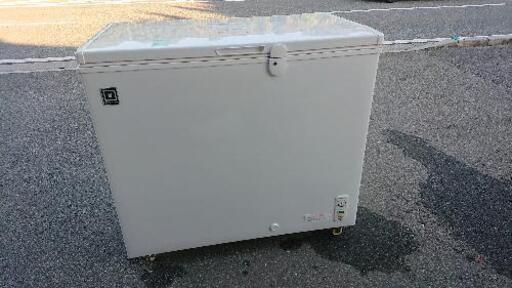 中古品 210Lの冷凍庫お売りします。