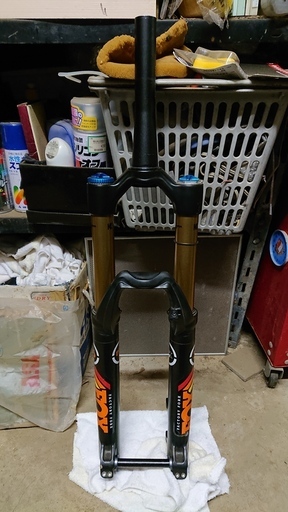 マウンテンバイク FOX Factory Series 36 FLOAT 26 FIT RC2 2015