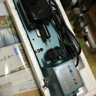 その他 鍵の複製を作る機械(2種類あります)