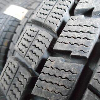 スタッドレスタイヤ　4本セット　14インチ　175/70R14　ダンロップ　WINTERMAX　WM01　2014年製　175-70-14　冬タイヤ　送料無料