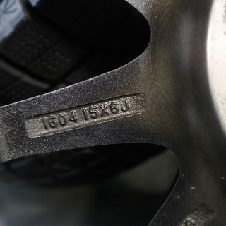 4985◆ロクサーニスポーツRS-10 15インチ PCD100ウィッシュ、アリオン等’18製 溝あり冬タイヤ195/65R15付 4本セット