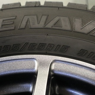 4985◆ロクサーニスポーツRS-10 15インチ PCD100ウィッシュ、アリオン等’18製 溝あり冬タイヤ195/65R15付 4本セット