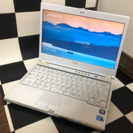 富士通 MG/G73 Win10 i3 SSD Office2016