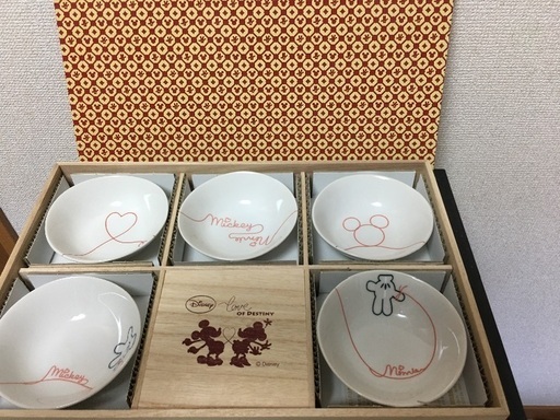 お値下げしますミッキーミニーお皿セット新品未使用