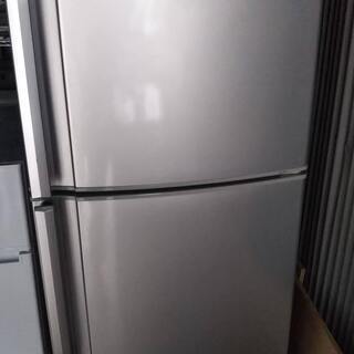 ２ドア冷蔵庫　SHARP　２２８L　中型サイズ