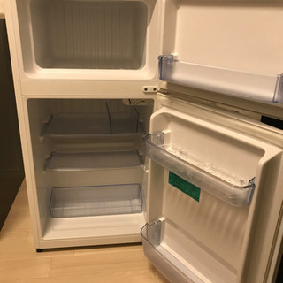 冷蔵庫誰かもらってください