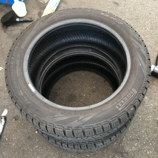 値引☆ピレリ スタッドレス 245/45R17 ほぼ新品 4本セット 2016年製