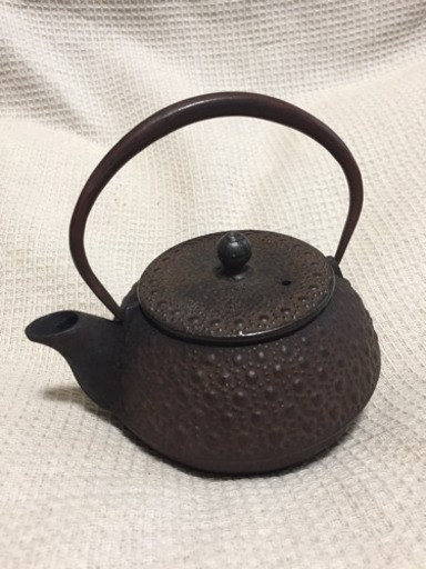 鉄瓶 在銘 ❶