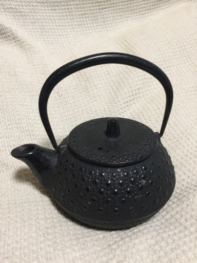 鉄瓶 在銘 ❷