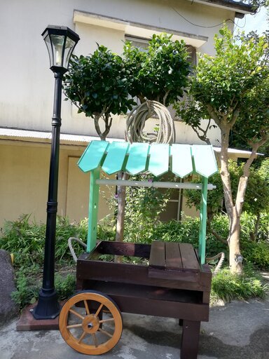 園芸用ワゴン（マルシェワゴン風）・椅子付き