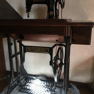 【決定済み】足踏み式ミシン