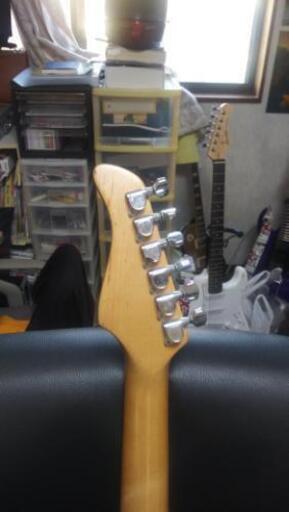 福岡市フェルナンデス ターゲット フロイドローズ24フレット