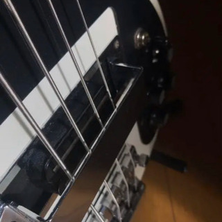 Monogram エレキベース MR-900B ダンカン製PU搭載