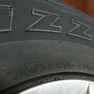 【値下げしました】アルミホイール ブリザック235/70R16