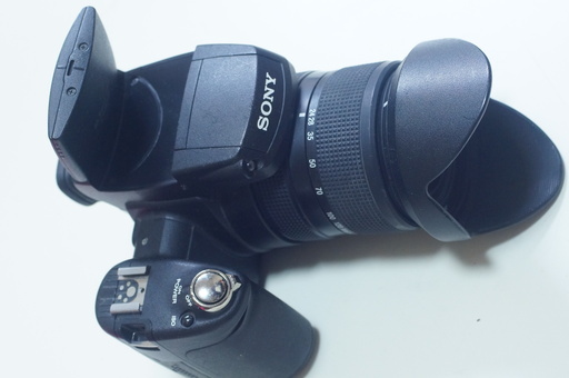 ソニーが4連バッテリーチャージャーNPA-MQZ1Kを発表 | CineD sony DSC 