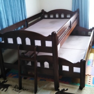 収納式木製２段ベッド