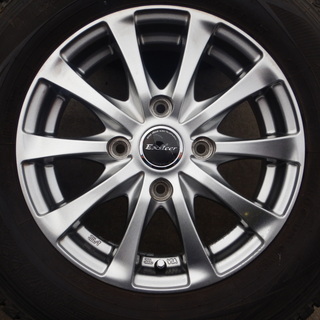 希少！　Ｅｘｓｔｅｅｒ　１４インチ　スタッドレス　ニッサンＮＶ２００用