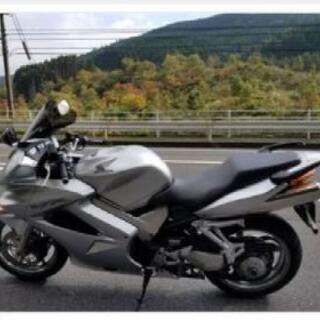 屋根付き保管で大切にしてきましたVFR800です！バイク！値下げしました！これ以上はさがりません。-Nike Kobe 8 Protro ナイキ コービー 8 プロトロ 27.5㎝