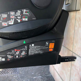 新生児〜4歳頃 回転式チャイルドシート ISOFIX クルット3i グランス