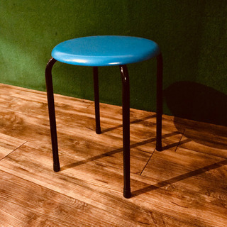 パイプ椅子　8脚　青と黒