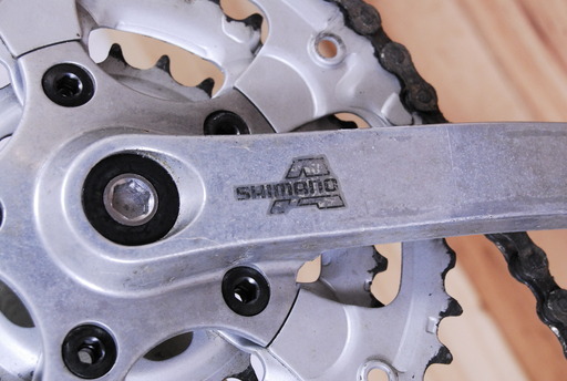 1341 GIANT ジャイアント CROSS 3200 21速 タイヤ700×40C クロスバイク 愛知県岡崎市直接引取限定　アントレ 1341 GIANT ジャイアント CROSS 3200 21速 タイヤ700×40C クロスバイク