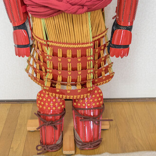 手作り朱具足（甲冑）です