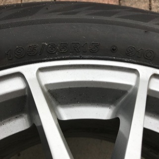 【3ヶ月のみ使用】195/65R15スタッドレスタイヤ&アルミホイール4本セット