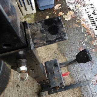 配達します。中古 薪作りに楽々な8ton油圧仕様 足踏み式薪割り機