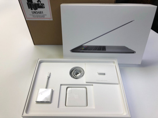 mac book pro2018 15inch スペースグレイ　純正アダプタ付