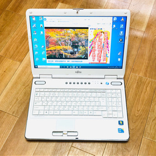 🔵富士通 NF/G70 BIBLO 15.6インチ/CPU i5...