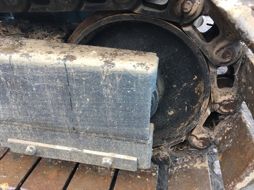 クボタ ダンプ 運搬車 キャタピラー 最大積載2500kg