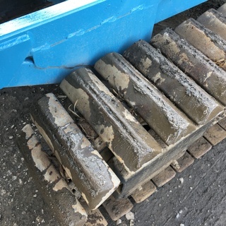 クボタ ダンプ 運搬車 キャタピラー 最大積載2500kg