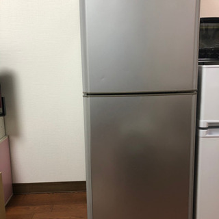 三菱２ドア冷蔵庫　　２００２年製