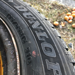 取引設立　終了致しました。スタッドレスタイヤホイール付き　　195/65R15 