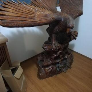 鷹 タカ 置物 玄関 一刀彫 巨大 迫力 鷲 木彫り