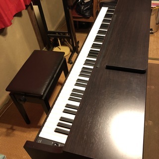 電子ピアノ（ヤマハ　ＡＲＩＵＳ　ＹＤＰ－162Ｒ）