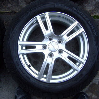 ボルボ　V70　ジャガー　Sタイプ　など　PCD108　ダンロップ　ウインターマックス　205/60R16　2013年 ボルボ V70 ジャガー Sタイプ など PCD108 ダンロップ ウインター