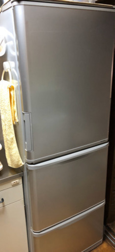 2015年購入　シャープ３ドア冷蔵庫