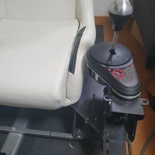 12/6まで)ハンコン T300 Ferrari エディション TH8A シート セット