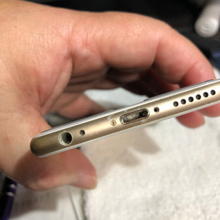 iPhone6s  16ギガ　SIMフリー